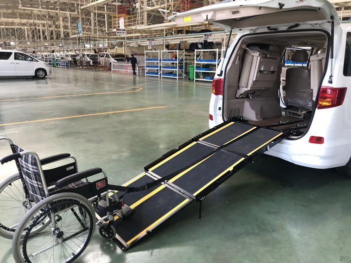 BMWR-3 Manual Wheelchair Ramp